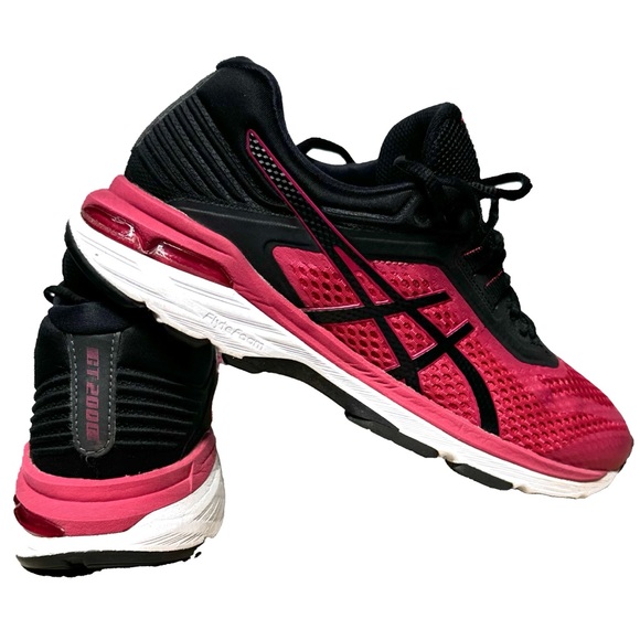 The ASICS GT-2000 6T855N with Dynamic Duomax - Picture 1 of 7